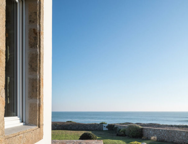 gîte de charme en Bretagne, la mer est au bout du jardin