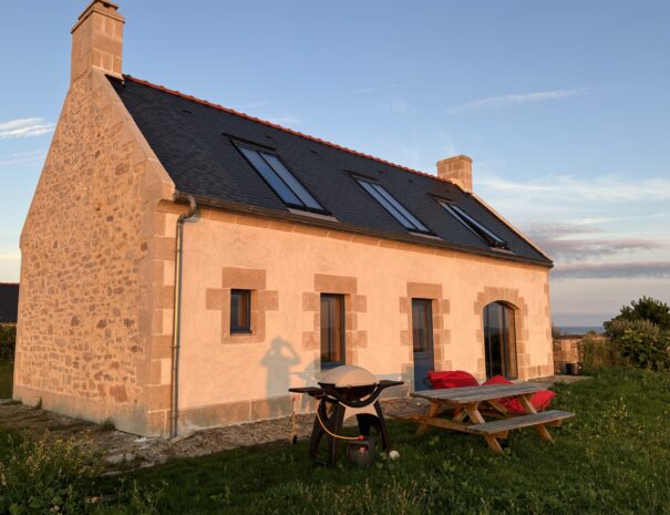 Penty de Lervily - gite de charme vue mer en bretagne - heure rose